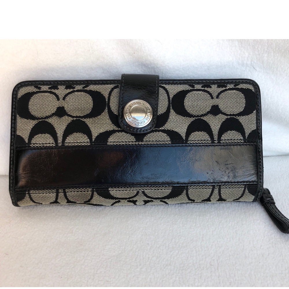 COACH Wraparound Canvas wallet
